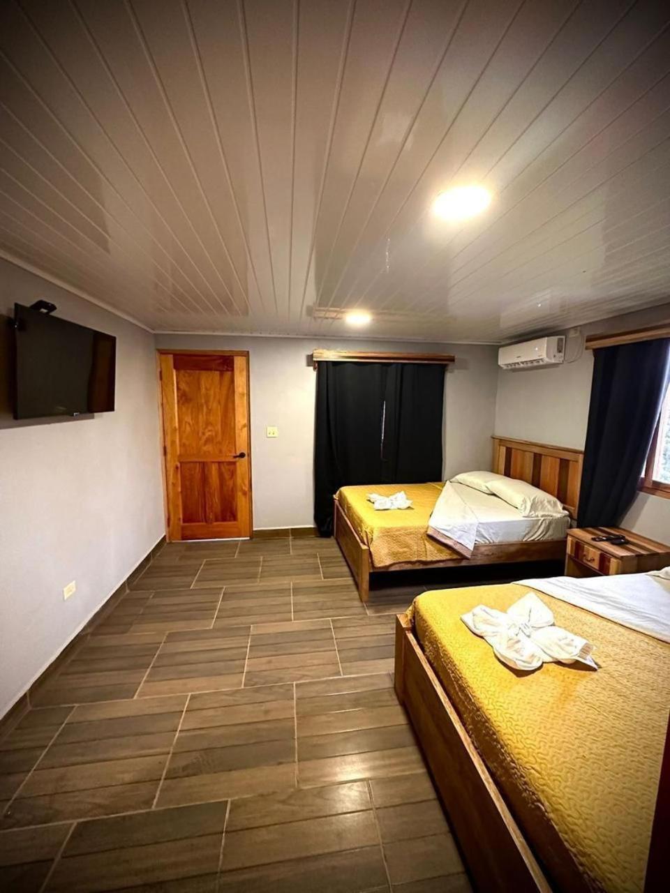 Blasina Beer Hostel Boquete Bagian luar foto