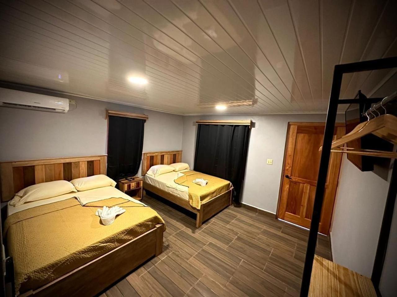 Blasina Beer Hostel Boquete Bagian luar foto